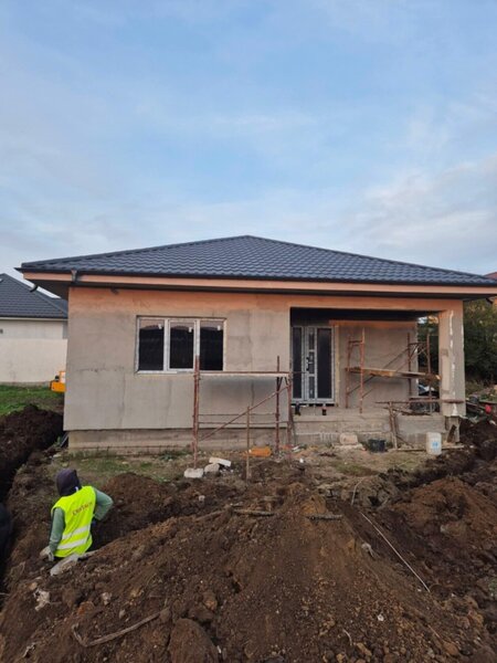 Casa moderna in Costinesti, ideala pentru locuinta sau investitie